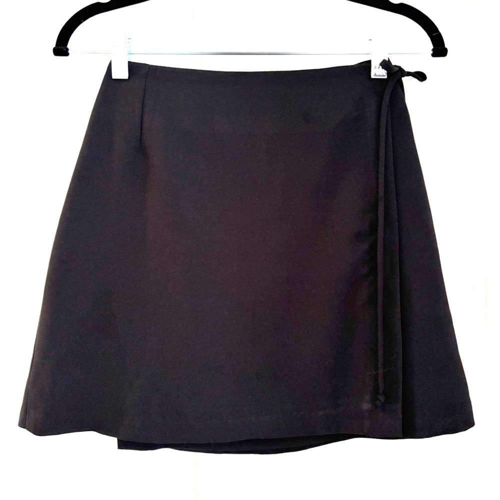 Fully Lined Black Wrap Miniskirt with Adjustable Waist Tie - Small